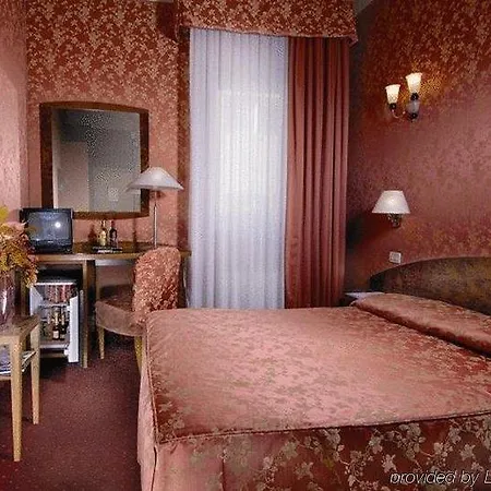 Ca' Del Campo Pensión 4*