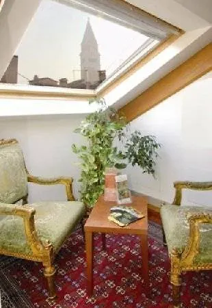 招待所 卡迪坎普酒店